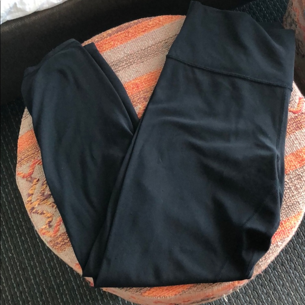 Black Lululemon Align 7/8s